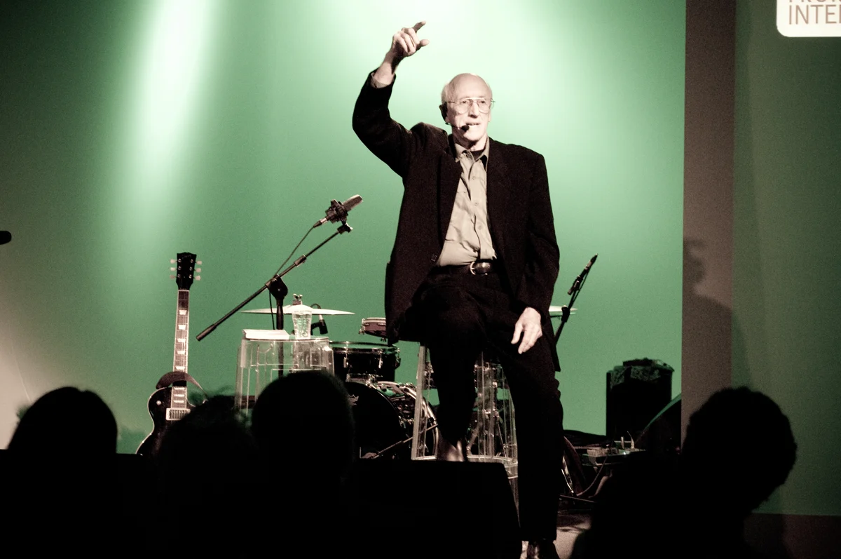Creating… Frontiers — archive photograph 5